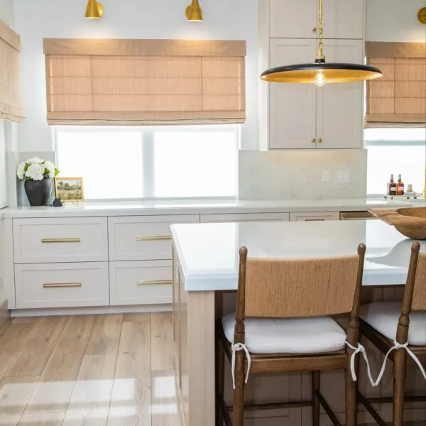 kitchen design with cabinet