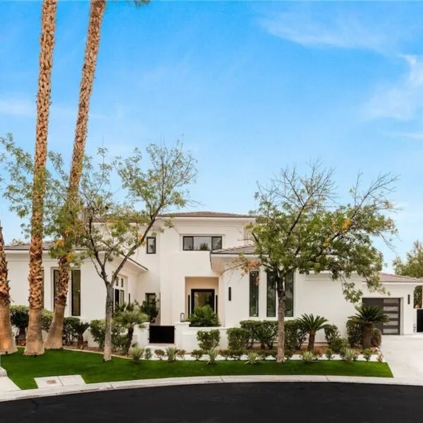 image of beautiful house